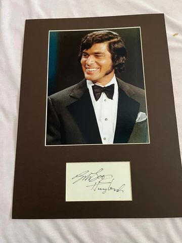 Engelbert Humperdinck Easy Listening  Singer Signed Card UACC  Reg Dealer Cover