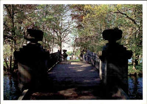 BRÜCKEN Motiv-AK Brücke zur Liebesinsel in MIROW Postkarte ungelaufen color AK - Picture 1 of 2