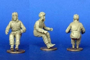MasterClub 1/35 sowjetische Armee Panzerbesatzung im Zweiten Weltkrieg Harzfigur (35012) - Bild 1 von 1