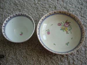 ANTIGUA TAZA DE TÉ SIN MANGO Y PLATILLO PROFUNDO, ROSA Y AMARILLO FLORAL - Imagen 1 de 7