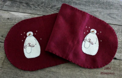 Primitive SNOWMAN w/ Pocket of Berries 32" Table Runner  Candle Mat - Christmas - Image 1 of 3