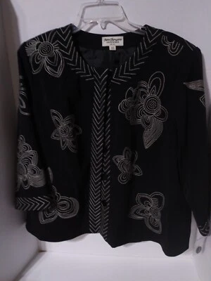Chaqueta Blazer Norm Thompson Mujer L/P Negra Bordada Floral Forrada 3/4  Foto 1 de 4