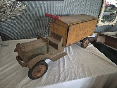 Keystone Circus Wagon No Animals Ride On Toy - Image 1 of 4