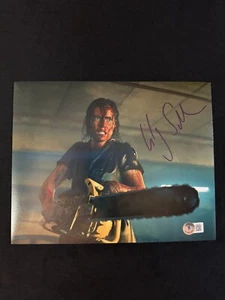 Foto firmata Lily Sullivan Evil Dead Rise 8x10 con certificato di autenticità Beckett - Foto 1 di 2