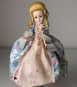 Splendida bambola vintage ritratto Madame Alexander Cissy 21" Maria Antonietta nuova con scatola - Foto 1 di 8