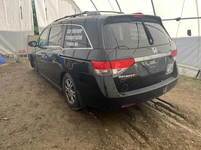 Used Air Cleaner Assembly fits: 2014 Honda Odyssey  Grade A - Image 1 of 4