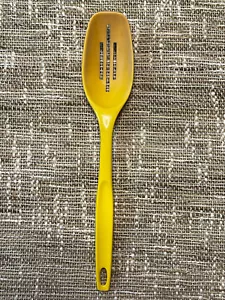 De colección FOLEY EE. UU. Nylon Amarillo Ranurado Cucharas Colador Utensilio 11" - Imagen 1 de 5