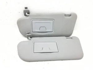 2004-2008 MAZDA 3 SUN VISOR SET WITH MIRRORS OEM LIGHT GREY VINYL   - Bild 1 von 3
