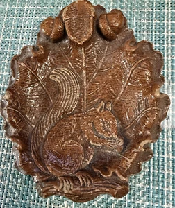 NOT YOUR USUAL Syroco Squirrel Ashtray Holder DEPICTING WOODS, ACORNS-OVAL - Picture 1 of 5