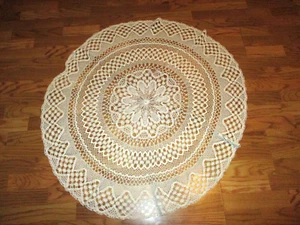 "Paño de mesa de ganchillo oblongo vintage ~ color marfil ~ 40"" x 36" - Imagen 1 de 10
