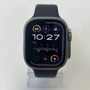 Bracelet sport Apple Watch Ultra 49 mm titane naturel noir débloqué MQEU3LL/A - Photo 1 sur 12