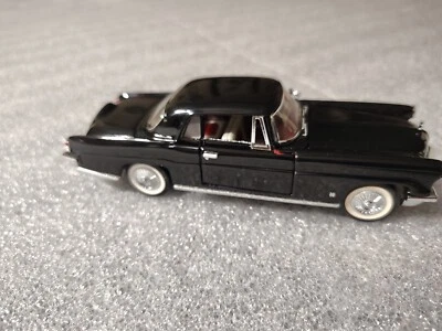 Franklin Mint 1956 Lincoln Continental Mark II 1:43 - Image 1 of 4