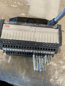 NEW ABB TERMINAL BLOCK BOM-16/SS/TSL-PI 1SNA631081R1500 shly - Picture 1 of 11