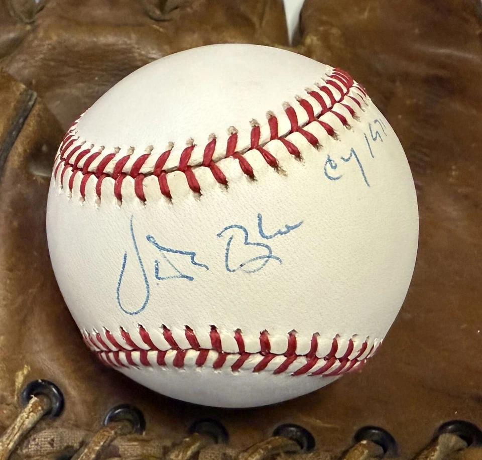 Vida Azul Firmado Autografiado "CY 1971" Oficial Liga Americana (OAL) Béisbol Foto 1 de 3