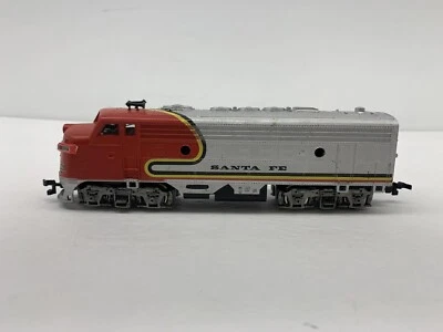 HO Scale Bachmann Diesel Loco Train Santa Fe No Box - Image 1 of 4
