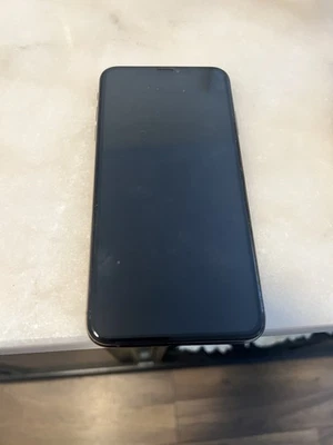 iPhone XS Max 64GB Unlocked - Image 1 of 3