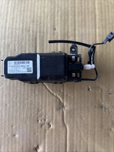 2017 -2019 MERCEDES GLE63 AMG X166 FRONT RIGHT SEAT ADJUST MOTOR OEM A0998000100 - Picture 1 of 6
