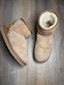 UGG Australia Classic Mini Stiefeletten Damen 7 Chestnut Tan 5854 LESEN - Bild 1 von 12