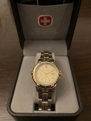 Reloj Suizo Wenger con Fecha Diseño SMT 100M 097.0656 Estuche Incluye Batería Antigua Foto 1 de 3