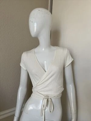 REFORMA NUEVO! Top Bailarina Crema Acanalado Modal Tejido FLORA S/S Recortado Envolvente M Foto 1 de 4