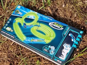 Juego de carreras de juguetes para niños ranura de control remoto eléctrico juego de carreras de autos juego de pista niños - Imagen 1 de 16