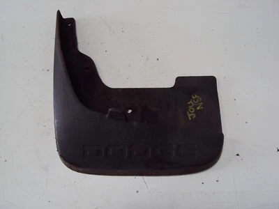 Guarda-lamas dianteiro esquerdo DODGE TRAVEL 2.0 CRD N/S 2008 - 2011 - Imagem 1 de 4