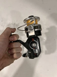 DAM QUICK MODEL SLS 2 SPINNING REEL/ MADE IN JAPAN - Picture 1 of 7