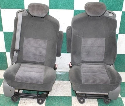 *NOTE* 03' F250 Medium Flint Cloth Dual Manual Front Captains Bucket Seats Pair Foto 1 de 4