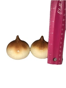 Vintage ceramic salt and pepper shakers Onions - Picture 1 of 6