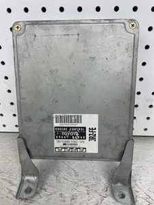 95 96 TOYOTA TACOMA 2.7L 3RZ-FE A/T 4WD 4X4 ENGINE COMPUTER ECU 89661-04060 - Picture 1 of 14