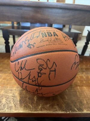 1998-99 Houston Rockets Signed Basketball Barkley Pippen Olajuwon PSA DNA Coa - Image 1 of 4