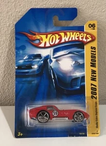 HOT WHEELS 2007 NEW MODELS SERIES RED SHELBY COBRA DAYTONA COUPE 06 of 36 NEW - Picture 1 of 3