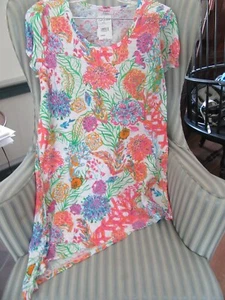 NWT FRESH PRODUCE "OCEANSCAPE" SASHA DRAPE TEE.ON WHITE... FLATTERING..(M) - Bild 1 von 3