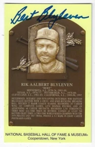 Autographed BERT BLYLEVEN Hall of Fame Gold Plaque Postcard Beckett Witness Holo - Picture 1 of 2