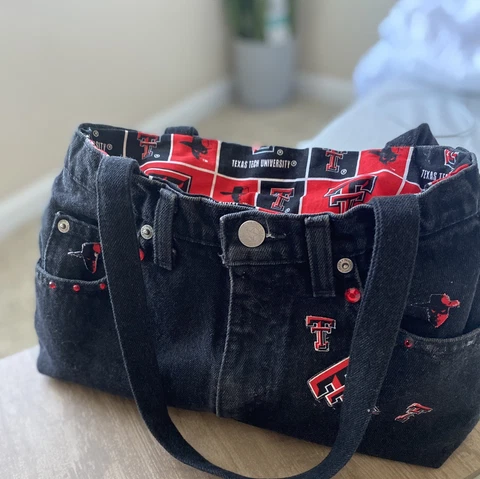 Texas Tech Red Raiders Football Denim Purse Flex On Campus! Lubbock Texas RARE Cover