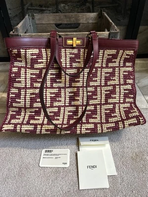 $3980 FENDI Logo Peekaboo Raffia large tote handbag with strap - burgundy beige - Image 1 of 4