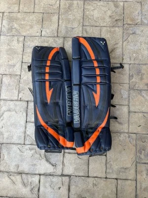 "Almohadillas para piernas de portero de hockey sobre hielo Vaughn Velocity V5 32""" Foto 1 de 4