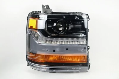 Chevrolet Silverado 1500 2016-2018 diestro pasajero derecho faro xenón HID TYC Foto 1 de 4