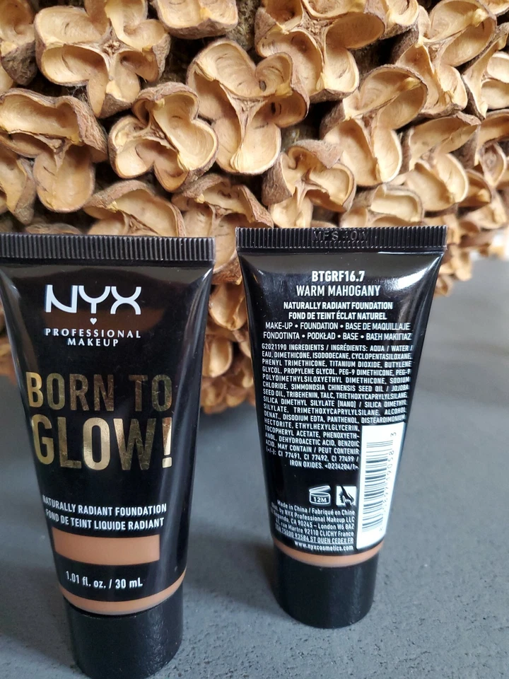 Base NYX PROFESSIONAL Born To Glow Naturally Radiant Cálida Caoba Nueva Sin Caja Foto 1 de 1
