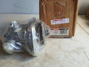 NOS Ford Motorcraft Power Steering Pump 9C4Z-3A674-A F650 F750 - Picture 1 of 2