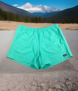 Patagonia W’s Barely Baggies Mujer Grande Verde Claro Aqua 4.5” Ligero Usado en Excelente Condición - Imagen 1 de 8