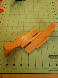 Vintage Hot Wheels Orange Plastic Track Loop Base 6201-031 - Picture 1 of 7
