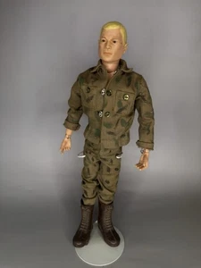 Hasbro G.I. 1964 vintage Botas de uniforme de soldado de acción pelo pintado rubio Joe - Imagen 1 de 10