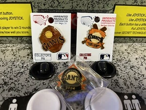 SF Giants Pin Lot of 3: 1994 Season Ticketholder + Group Leader + Ball & Glove - Picture 1 of 5
