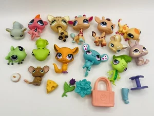 Littlest Pet Shop Lot- SOME RARE! Turtle, Gecko, Mouse, Lemur, Giraffe, Rabbit++ - Picture 1 of 5