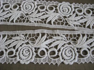 9 1/2 YDS VINTAGE, HEAVY SCALLOPED WHITE FLORAL COTTON VENISE LACE EDGE - Picture 1 of 2