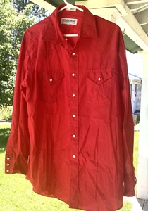 VINTAGE RANCHWEAR CORRAL WEST MENS PEARL SNAP BUTTON WESTERN RED SIZE 17 34 - Picture 1 of 9