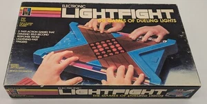 Vintage Milton Bradley Electronic LIGHTFIGHT The Games Of Dueling Lights - Picture 1 of 4