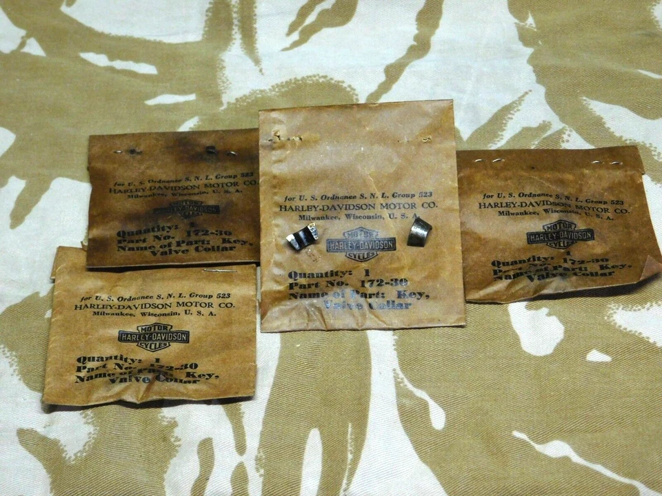 Harley Flathead, K-Model, XL,   Set of 8 Valve Collar Keys. OEM. 18228-30 - Image 1 of 1