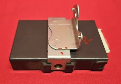 2009 Pontiac Vibe 2009 Toyota матрица компьютер сети шлюз модуль 89111-12010 - Изображение 1 из 4